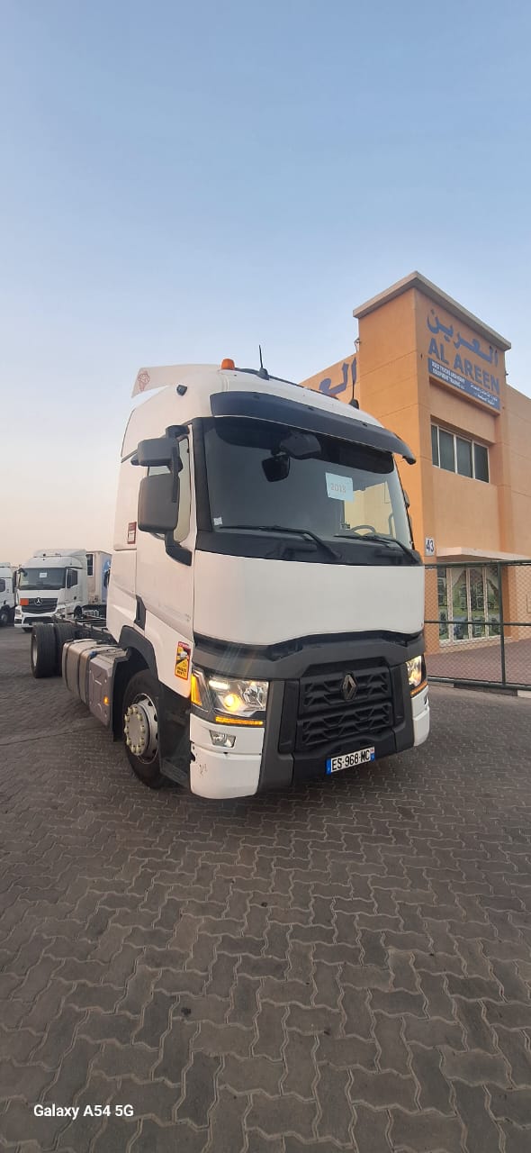 RENAULT 460-YEAR: 2018