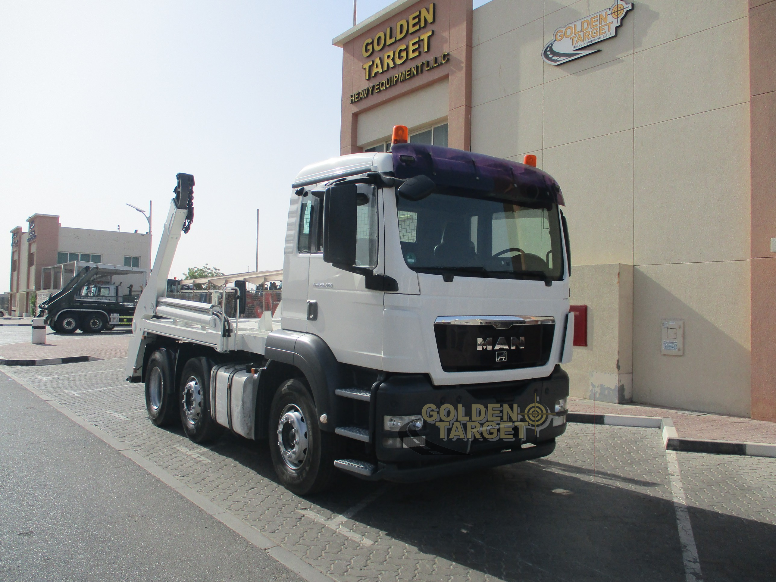 MAN TGS 26.360 6x2 Skip Loader 2009