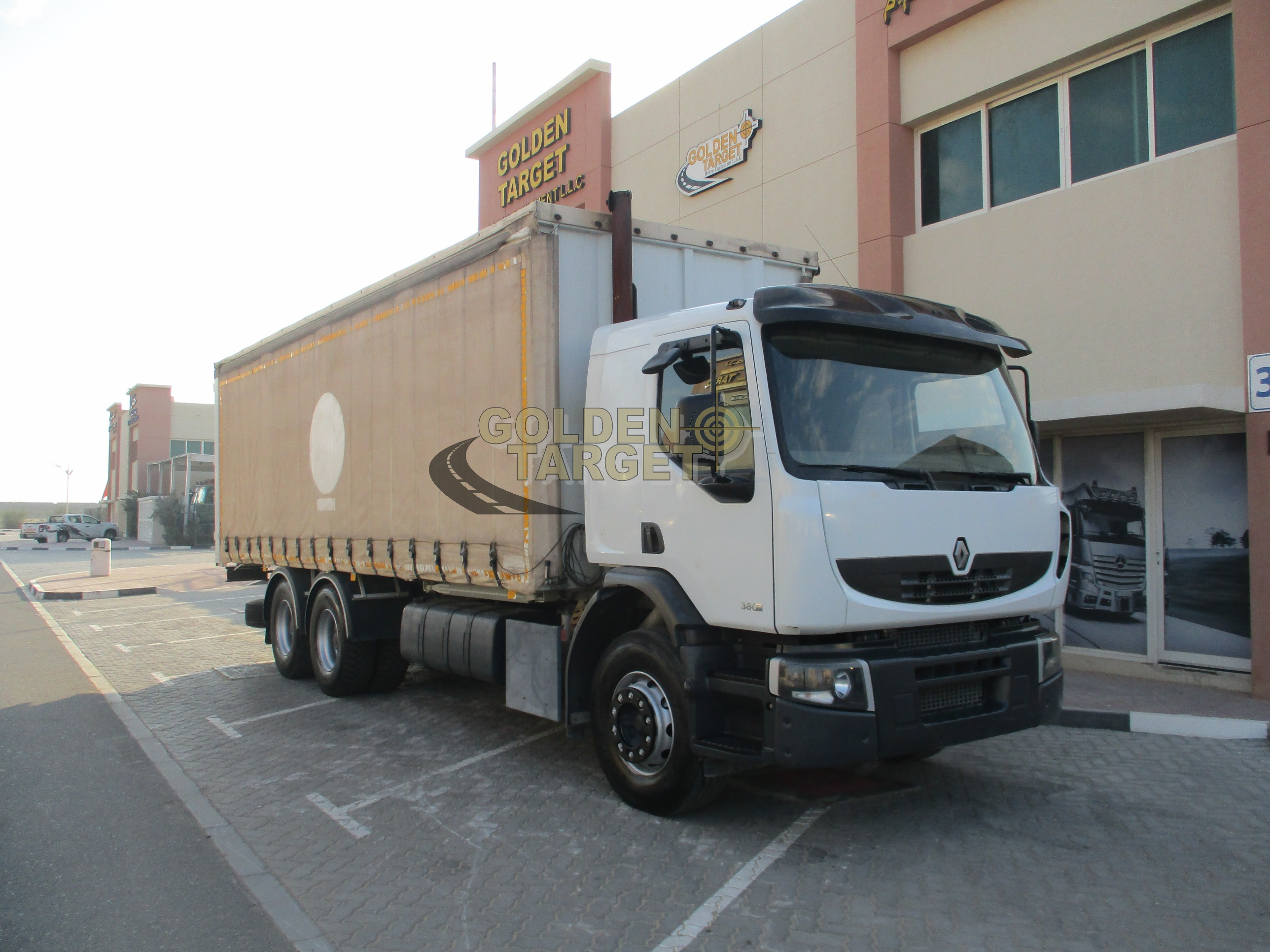 RENAULT KERAX 380 6×4 Chassis 2011