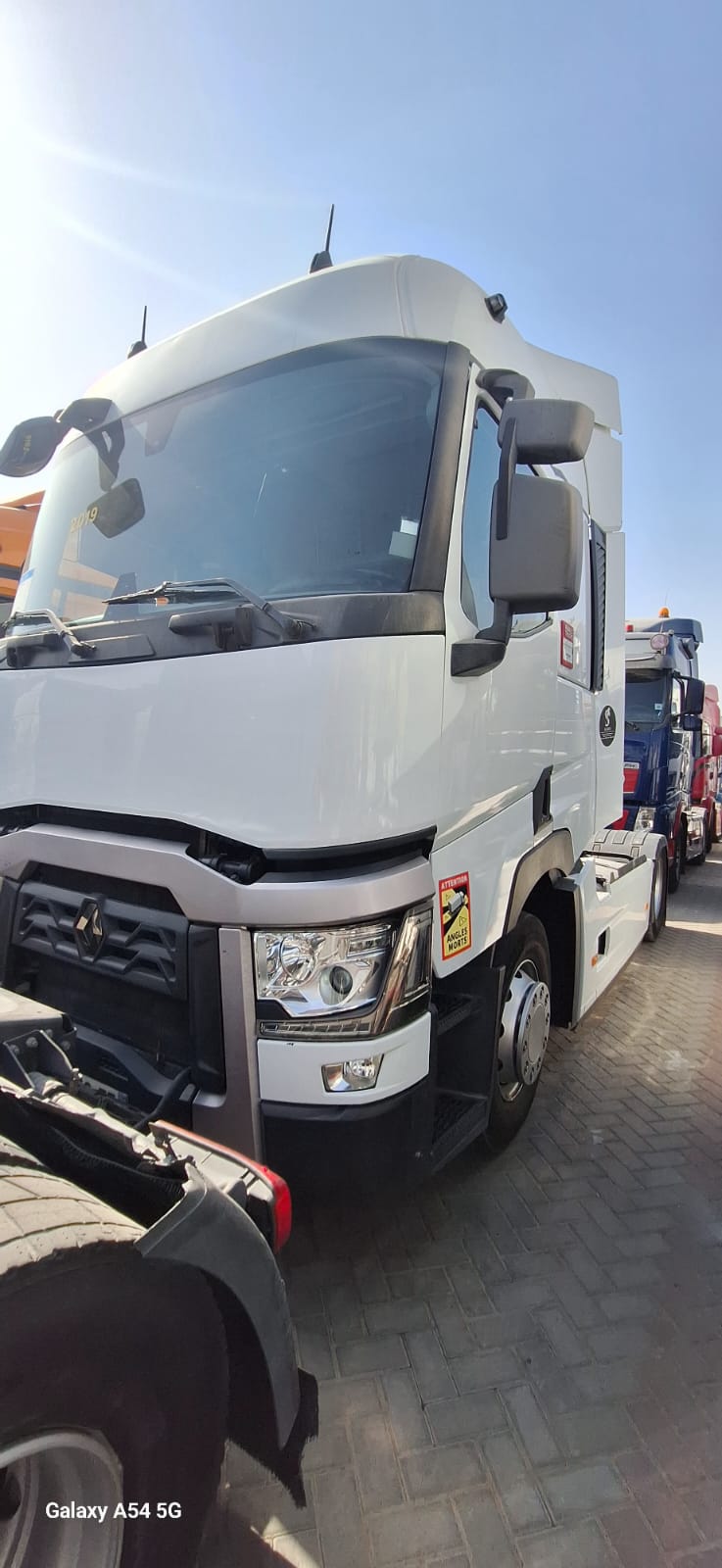 RENAULT T430- YEAR 2019