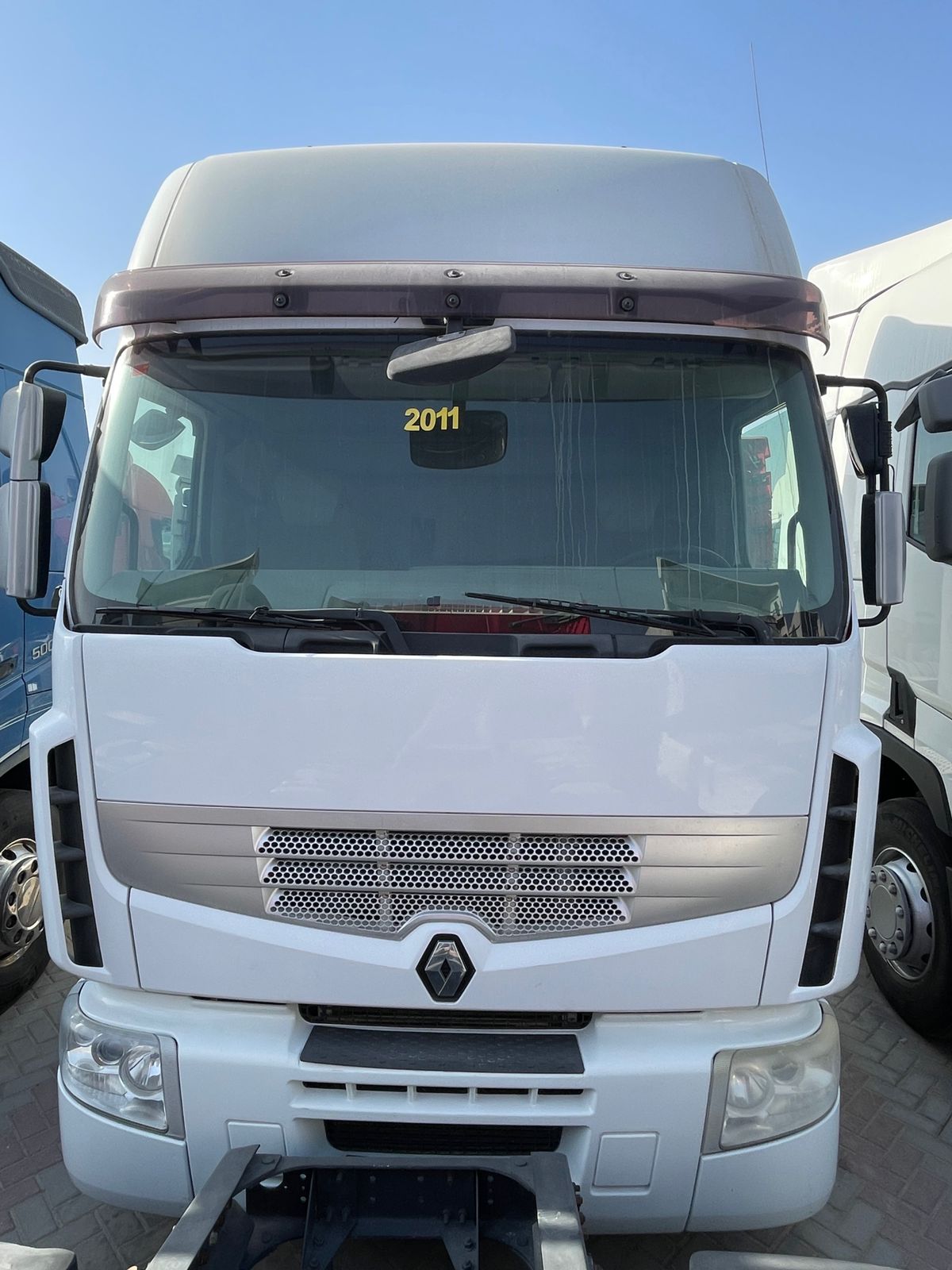 RENAULT 460 YEAR:2011