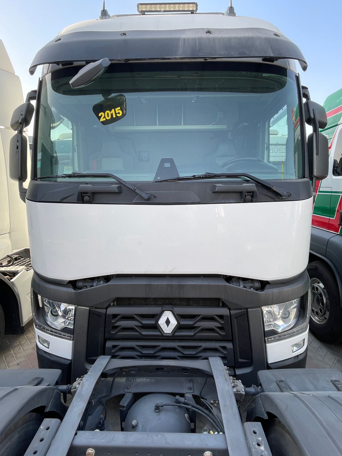 RENAULT 480 YEAR : 2015